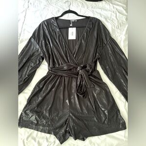 BRAND NEW! Black, simmered short romper. By Yoins size XL (14).